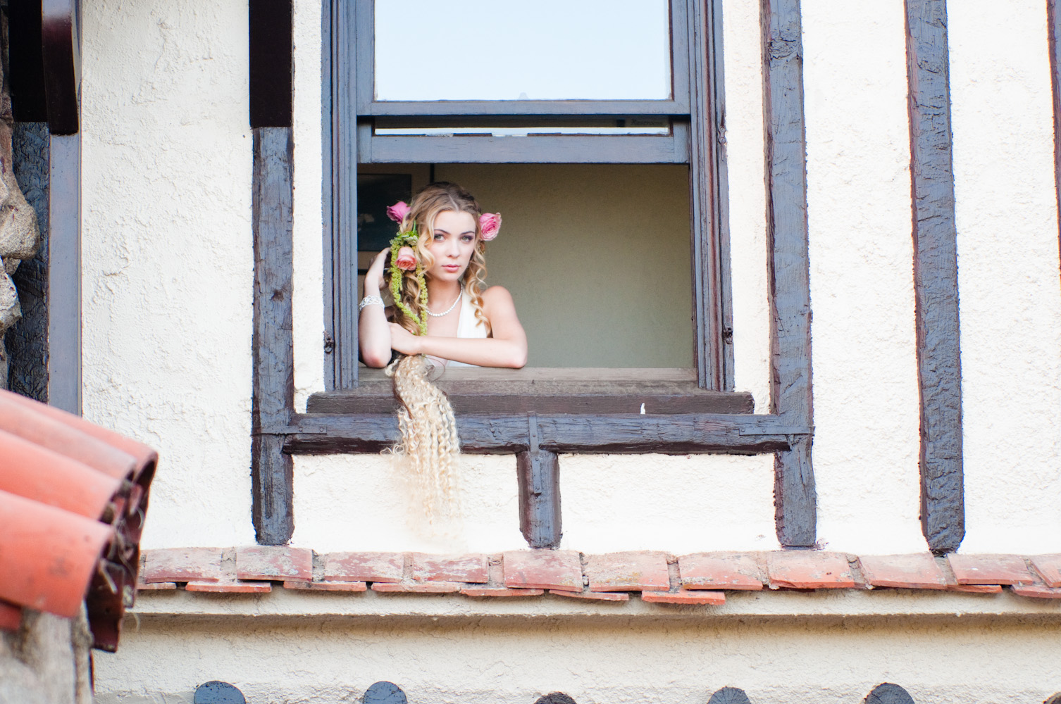 disney-tangled-wedding-shoot