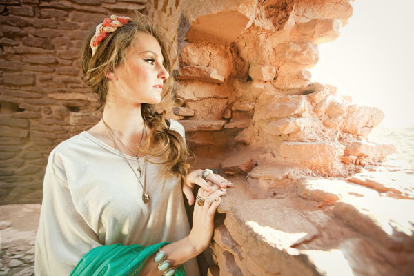 frida-kahlo-inspired-shoot