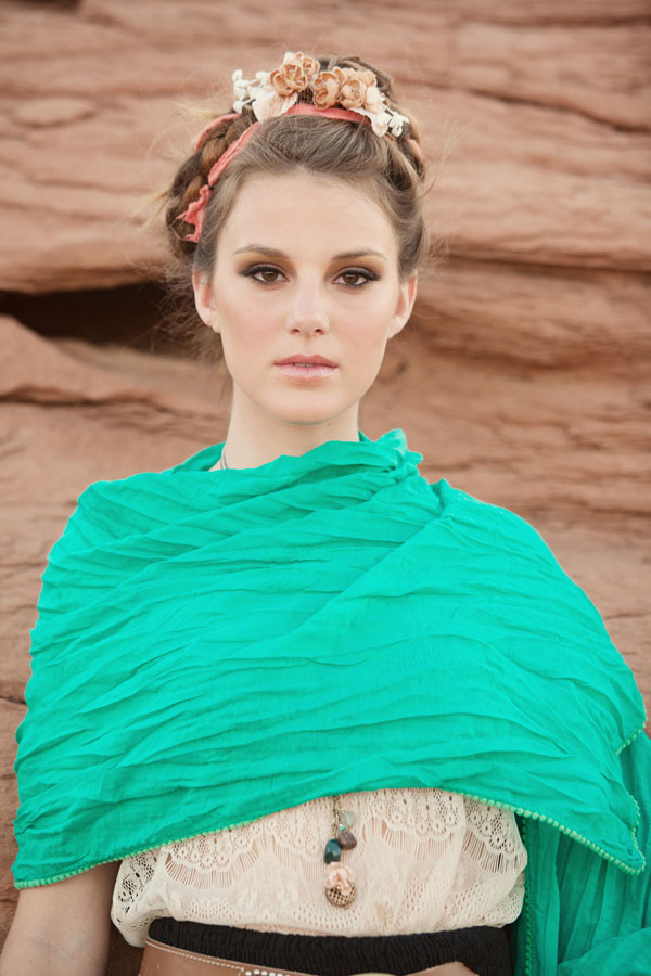 frida-kahlo-inspired-shoot