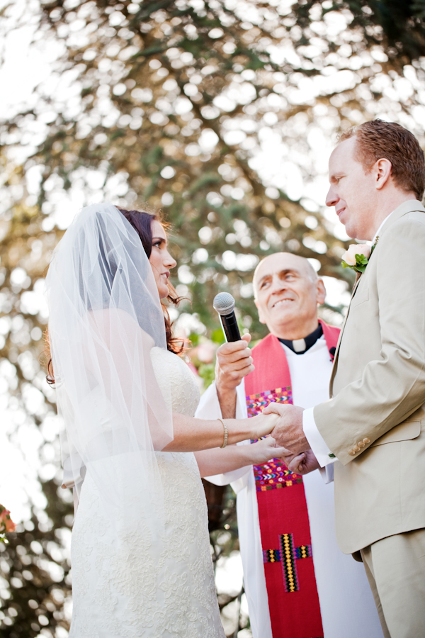 perfectly-peach-sonoma-wedding-by