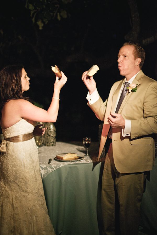 perfectly-peach-sonoma-wedding-by