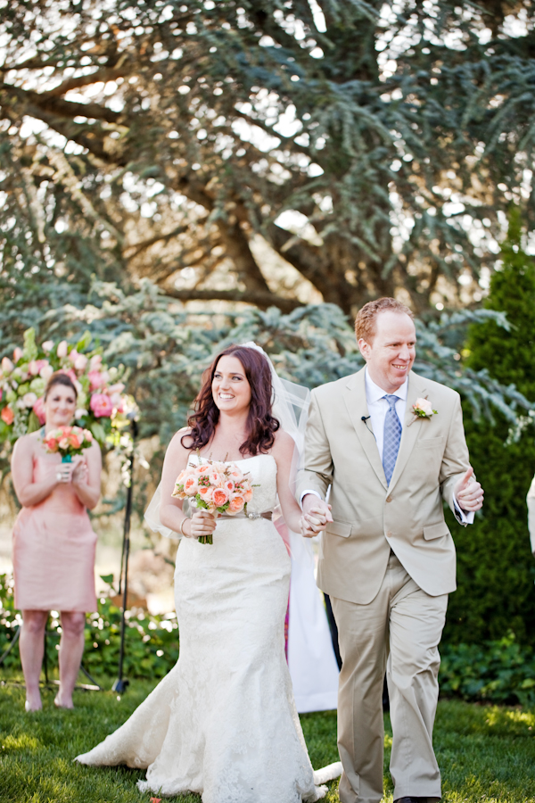perfectly-peach-sonoma-wedding-by