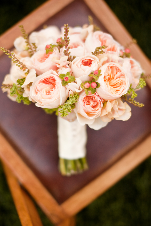 perfectly-peach-sonoma-wedding-by