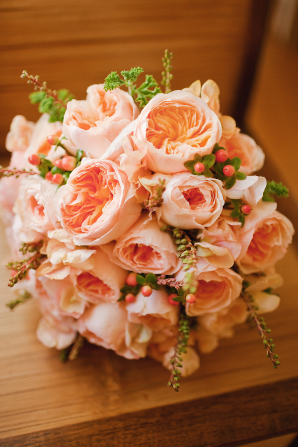 perfectly-peach-sonoma-wedding-by