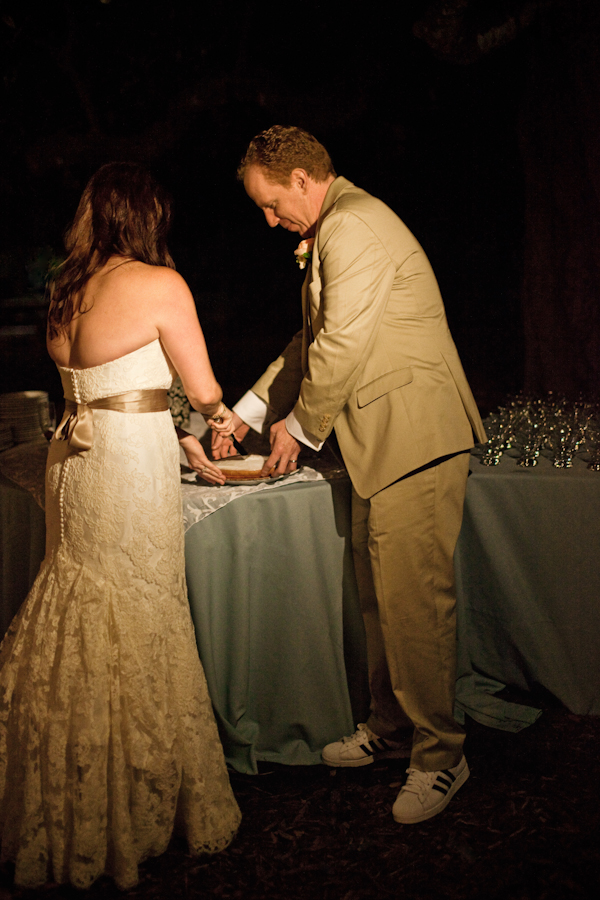 perfectly-peach-sonoma-wedding-by