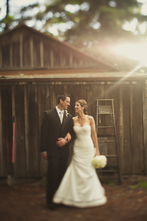 rainy-sonoma-wedding-by-zach-anderson