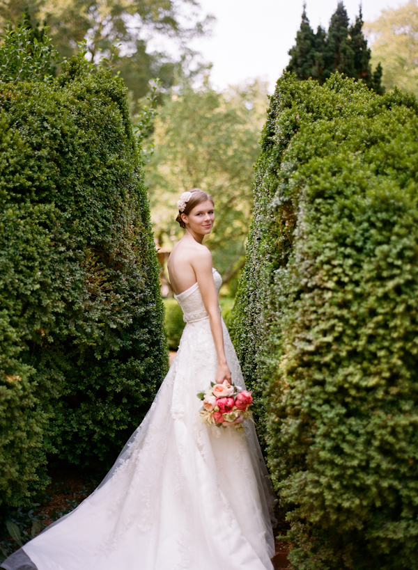 breathtaking-peony-wedding-bouquet