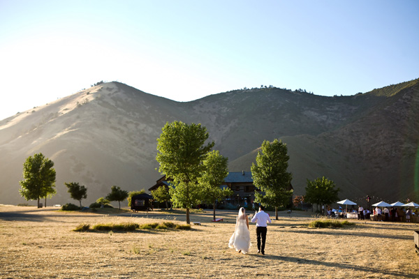 figueroa-mountain-farmhouse-wedding