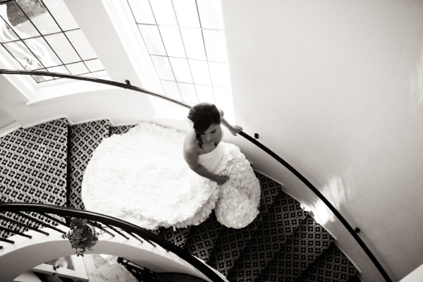 glamorous-wedding-with-vintage-key