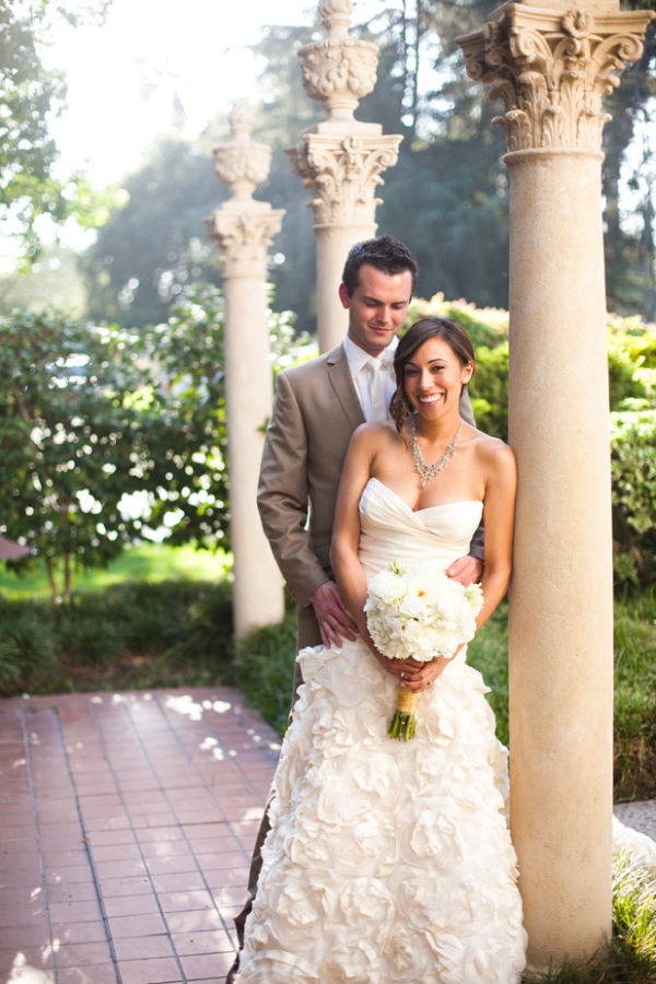 glamorous-wedding-with-vintage-key
