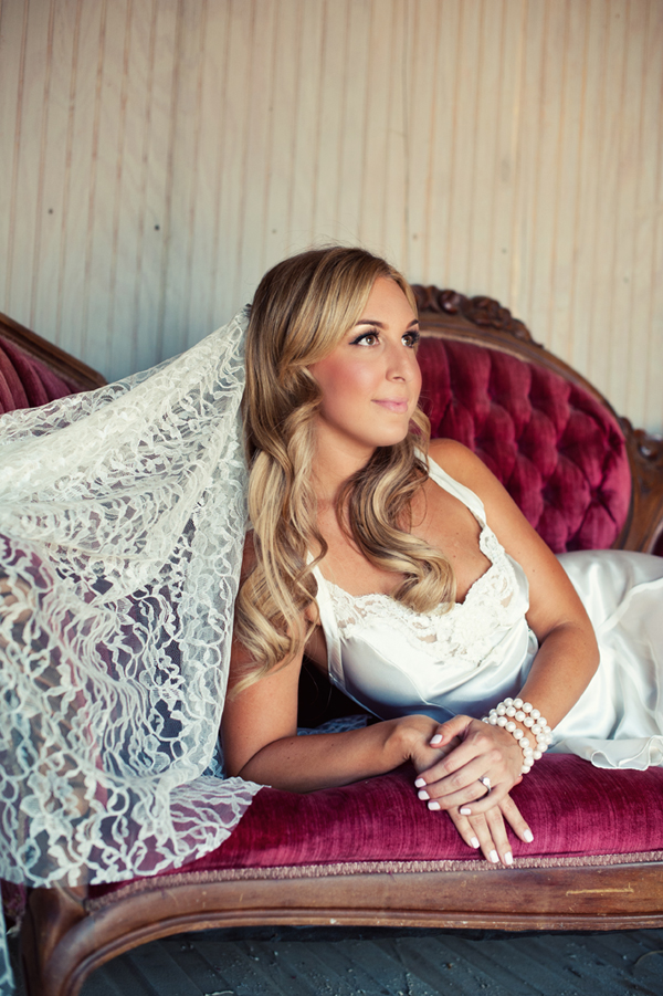 intimate-boudoir-photographs-from