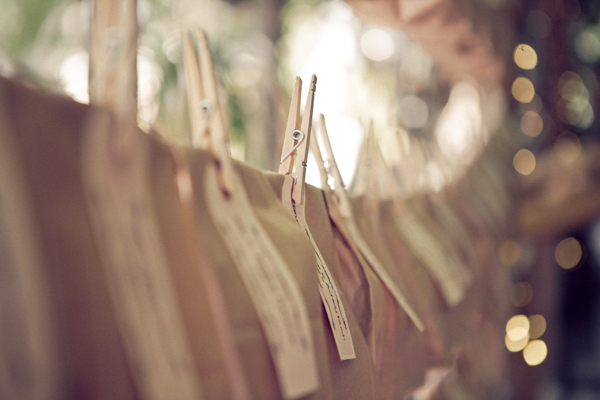 making-paper-flowers-for-your-wedding