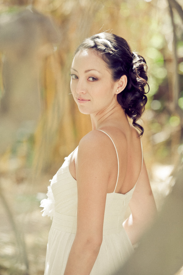 making-paper-flowers-for-your-wedding
