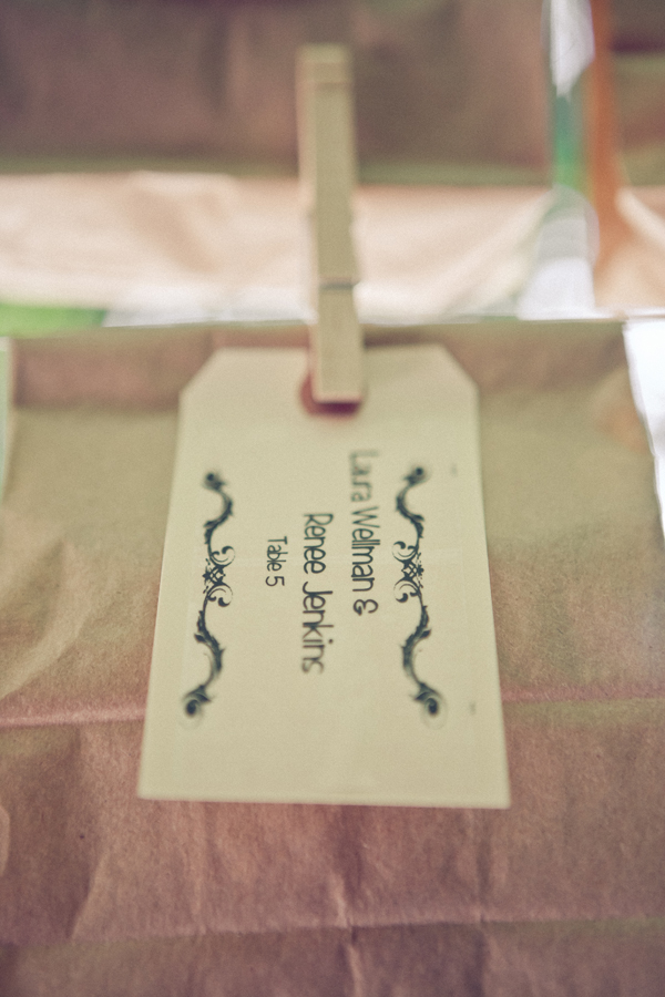 making-paper-flowers-for-your-wedding