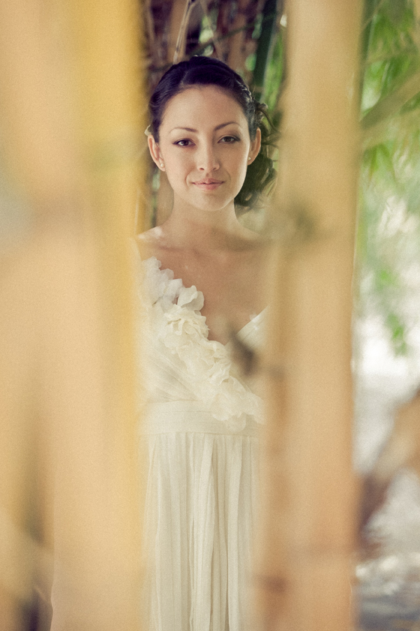 making-paper-flowers-for-your-wedding