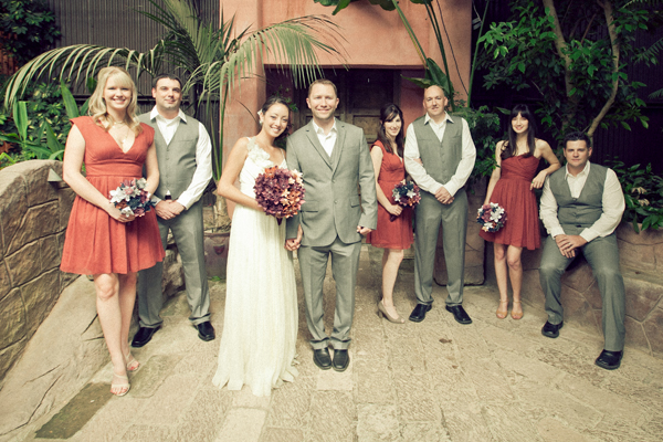 making-paper-flowers-for-your-wedding