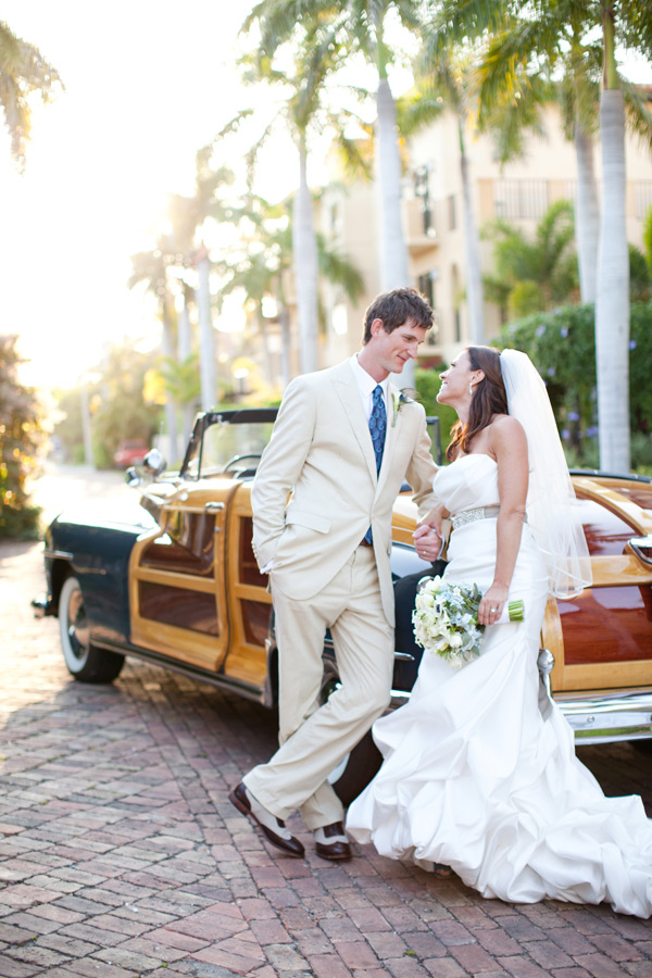 sophisticated-beach-wedding-by-kt