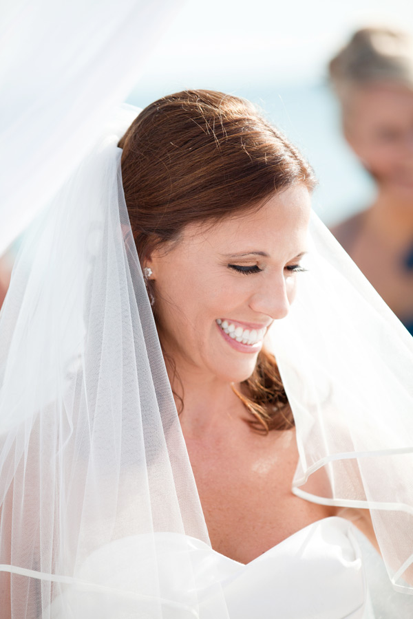 sophisticated-beach-wedding-by-kt