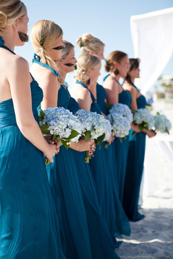 sophisticated-beach-wedding-by-kt