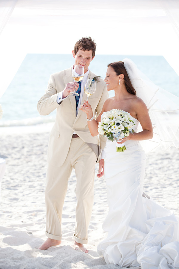 sophisticated-beach-wedding-by-kt