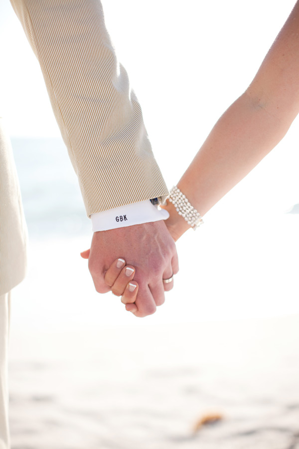 sophisticated-beach-wedding-by-kt