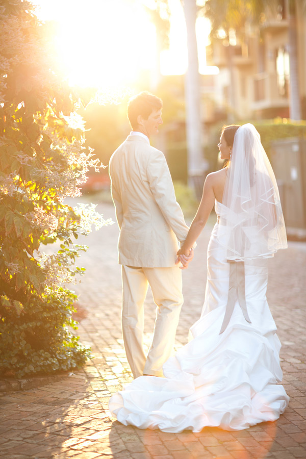 sophisticated-beach-wedding-by-kt