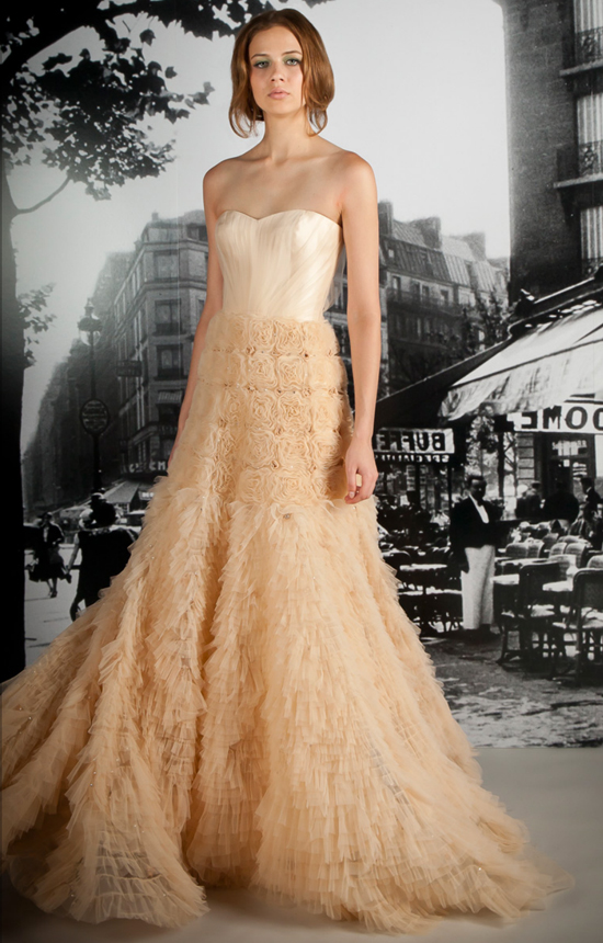 sweet-treats--reem-acra-wedding-gowns