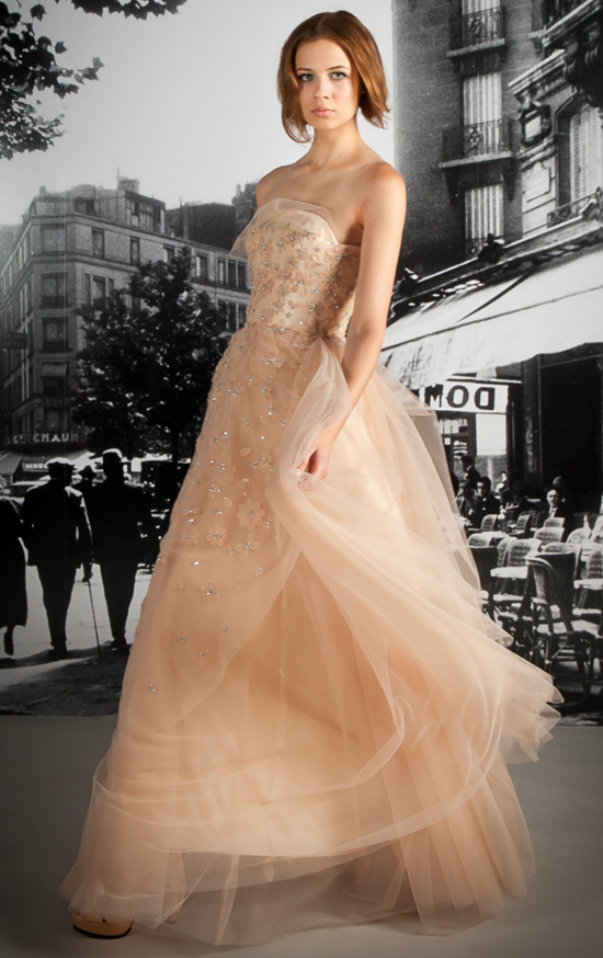 sweet-treats--reem-acra-wedding-gowns