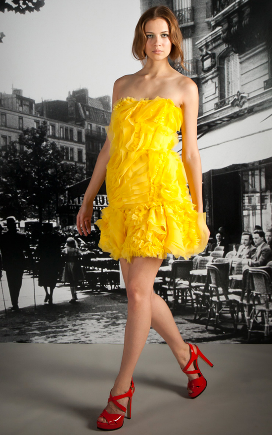 sweet-treats--reem-acra-wedding-gowns