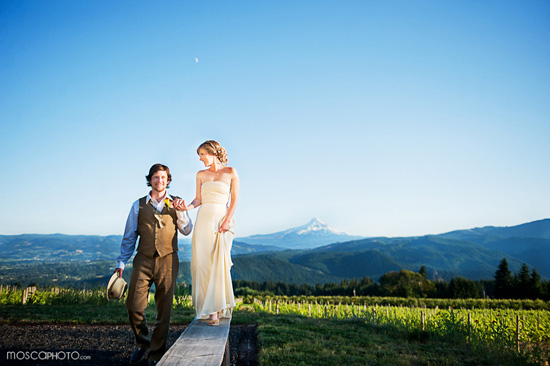 Tons of DIY in this Oregon vineyard wedding.