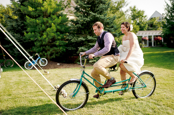 a-bicycle-wedding-theme