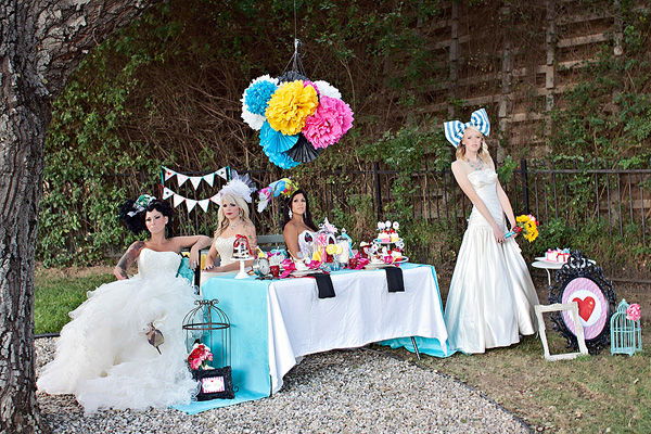 alice-in-wonderland-wedding-inspiration
