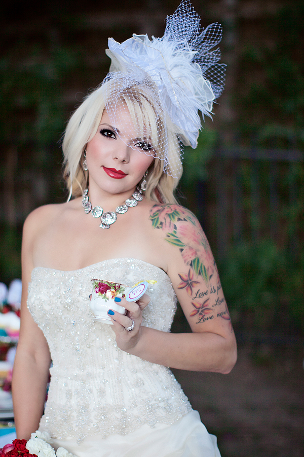 alice-in-wonderland-wedding-inspiration