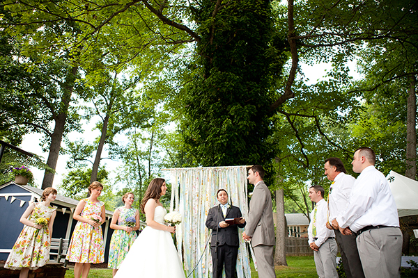 diy-backyard-wedding-decorations