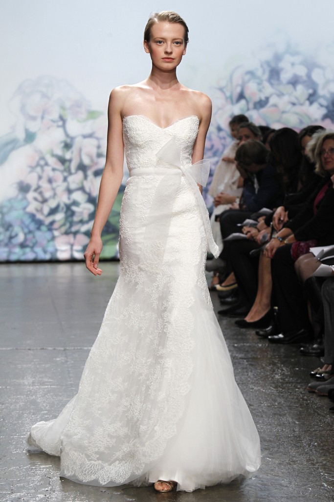 monique-lhuillier-fall-2012-bridal