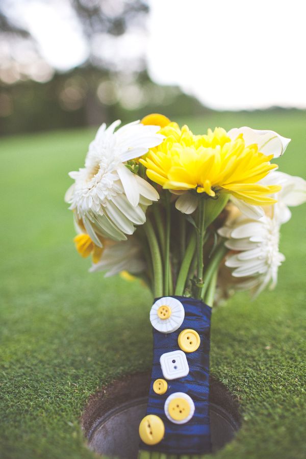 navy-and-yellow-wedding