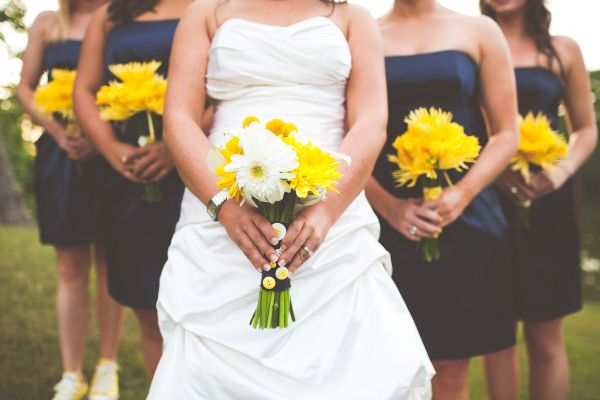 navy-and-yellow-wedding