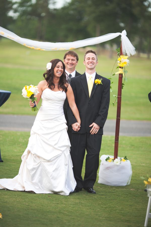 navy-and-yellow-wedding