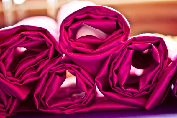 pink-and-gold-wedding-decor