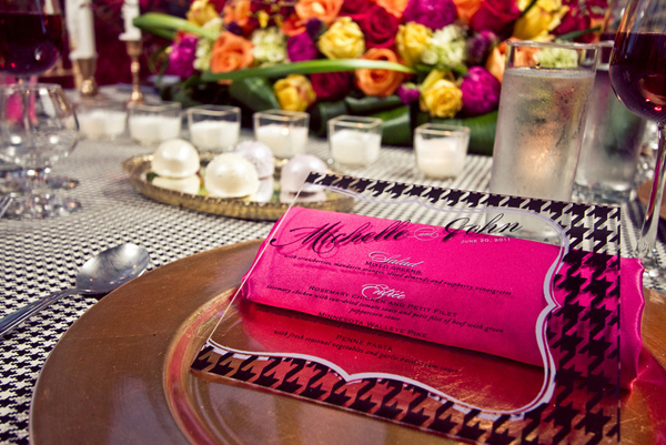 pink-and-gold-wedding-decor