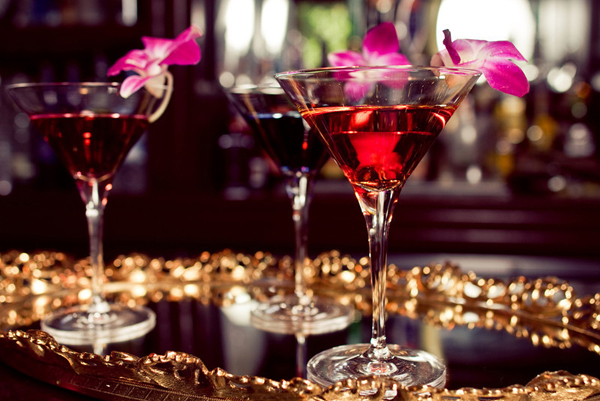 pink-and-gold-wedding-decor