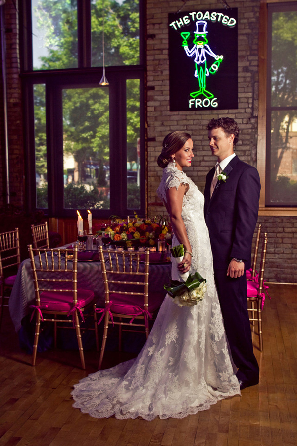 pink-and-gold-wedding-decor