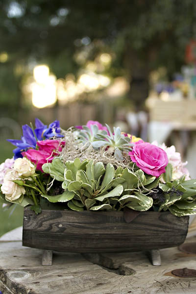 van-gogh-inspired-rustic-wedding