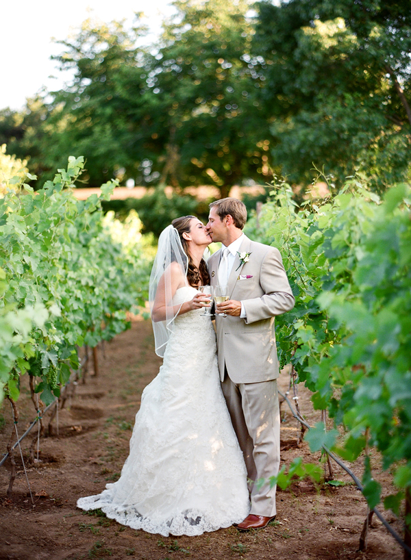 vineyard-purple-and-yellow-wedding