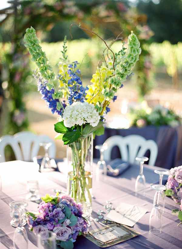 vineyard-purple-and-yellow-wedding