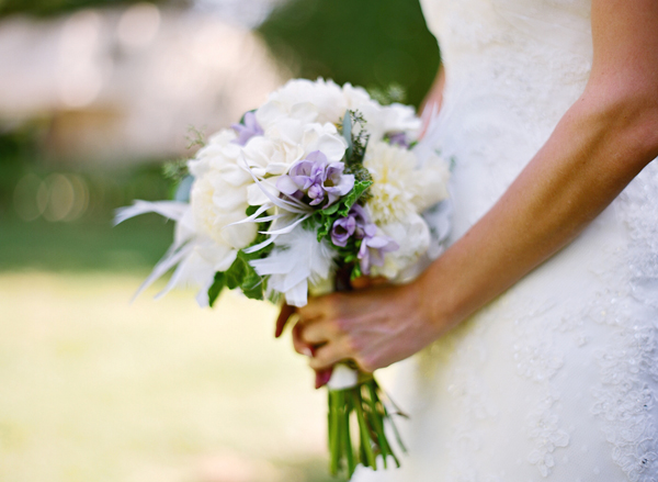 vineyard-purple-and-yellow-wedding