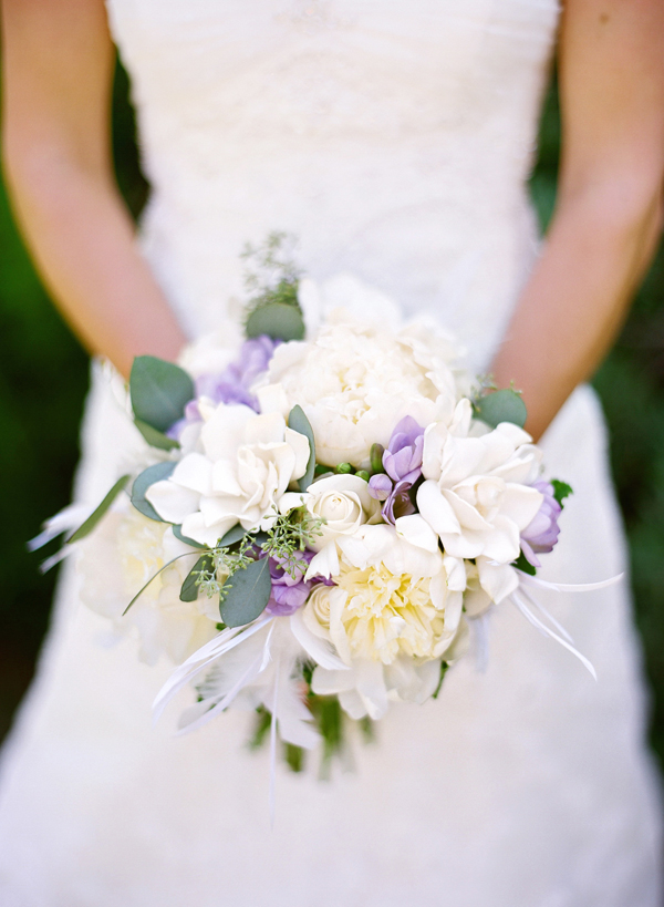 vineyard-purple-and-yellow-wedding