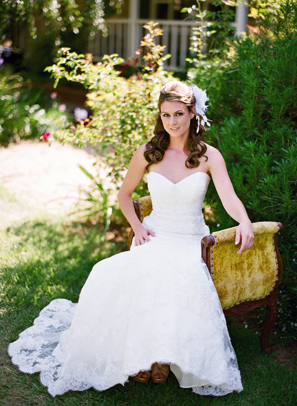 vineyard-purple-and-yellow-wedding
