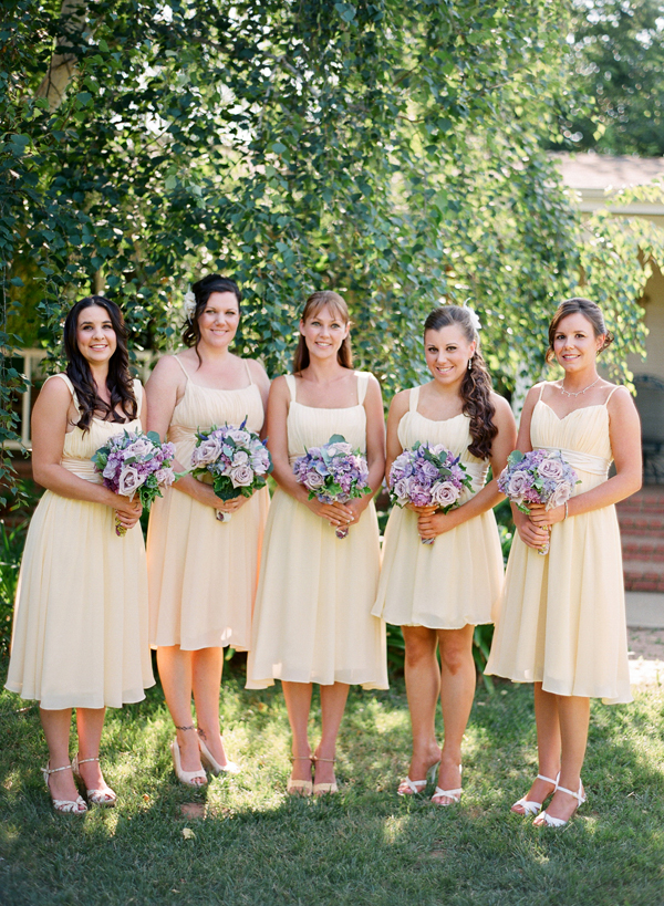 vineyard-purple-and-yellow-wedding