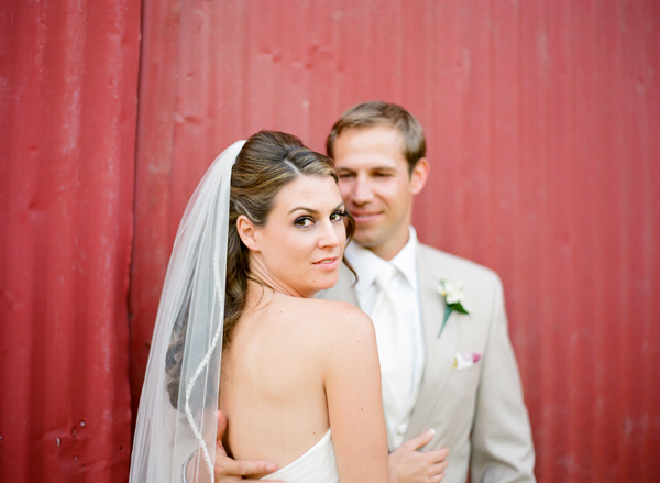 vineyard-purple-and-yellow-wedding